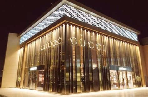 Saudi Arabia: Gucci opens largest store in Jeddah .